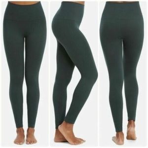 Spanx Look At Me Now Leggings Malachite Green M